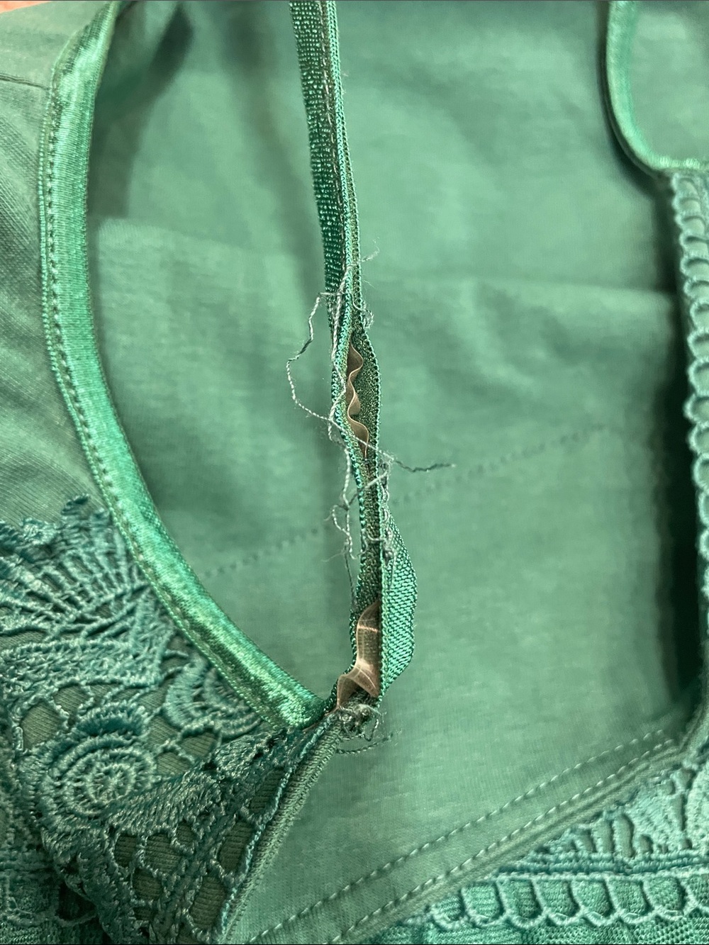 Girls' Emerald Green Lace Bodice Tulle Dress - Picture 4 of 4